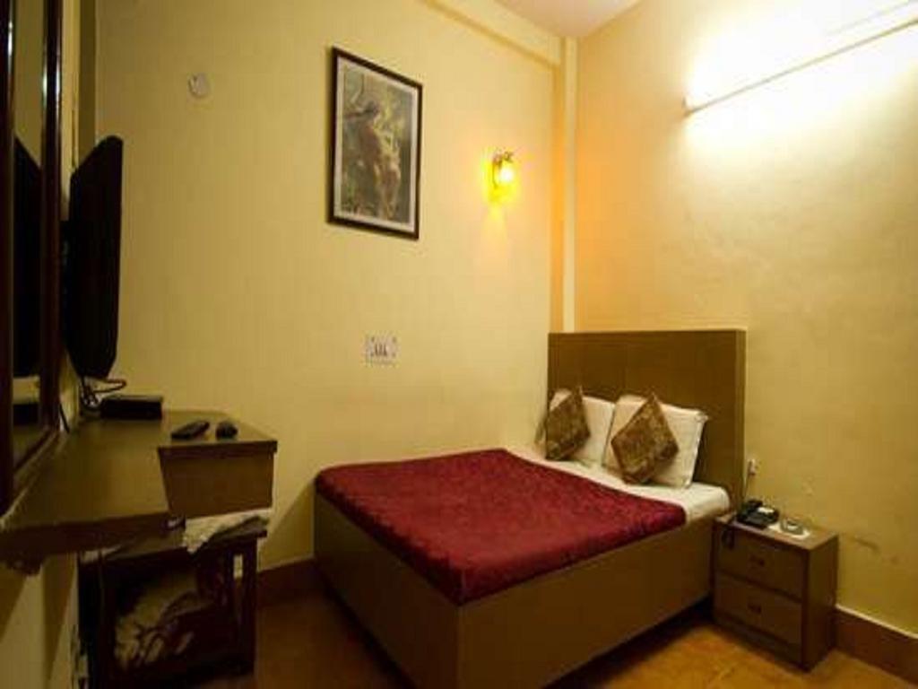 Hotel Woodland Deluxe New Delhi Bilik gambar