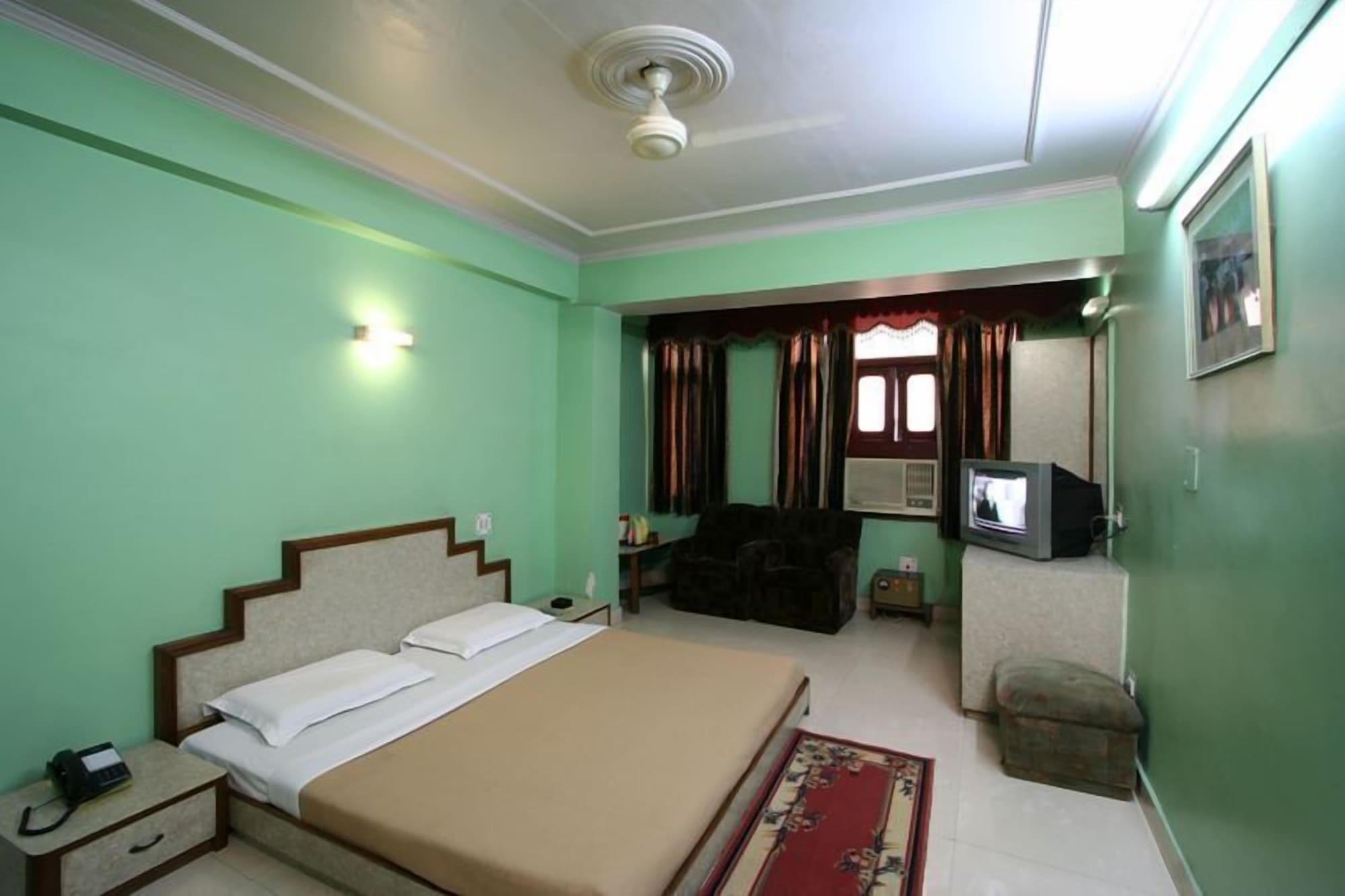 Hotel Woodland Deluxe New Delhi Luaran gambar